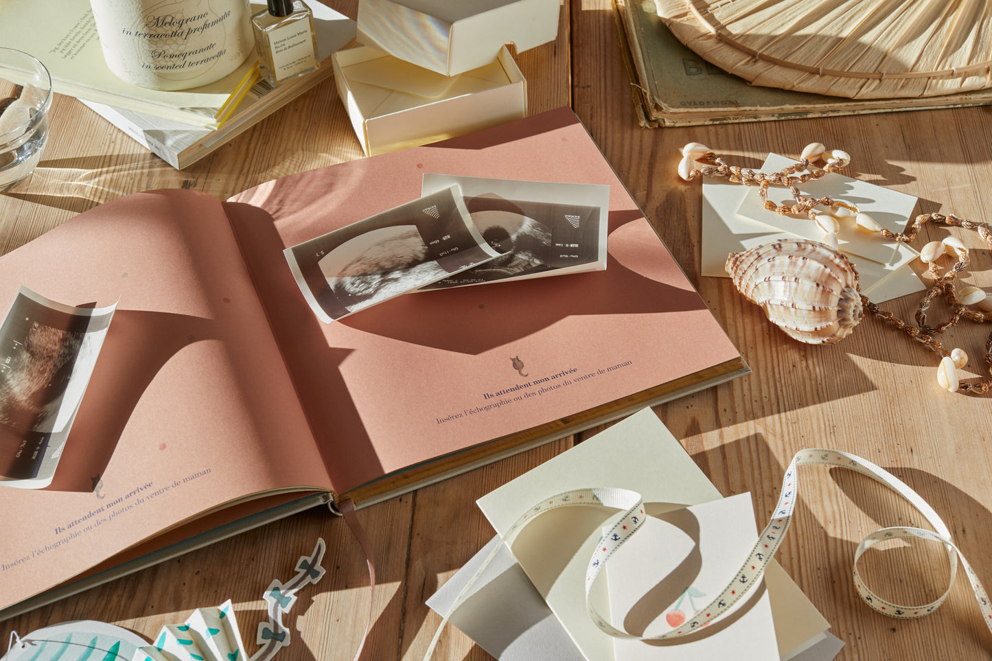 mes premières années - souvenirs et petits trésors - beige book