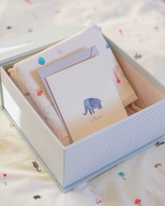 gift box with bedding & pocket
